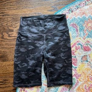 Fabletics on the go camo biker shorts
